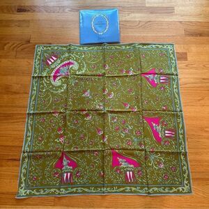 VTG Emilio Pucci silk large silk scarf made in Italy NWT in original package
